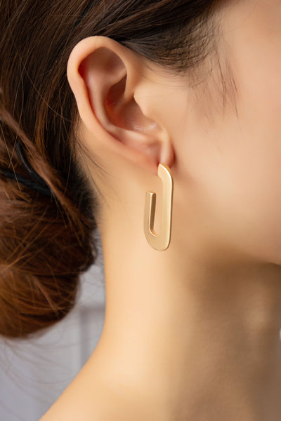 U Shape Flat Surface Hoop Earrings